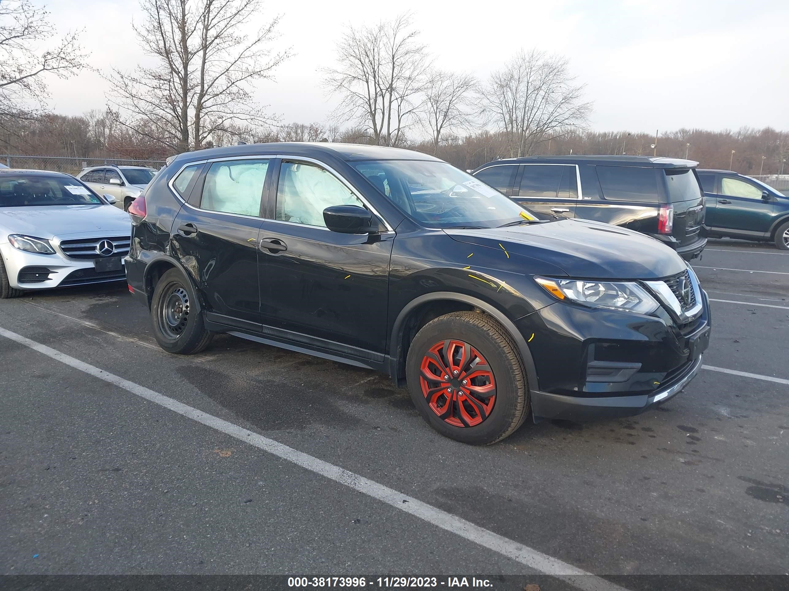 NISSAN ROGUE 2019 5n1at2mv5kc825901