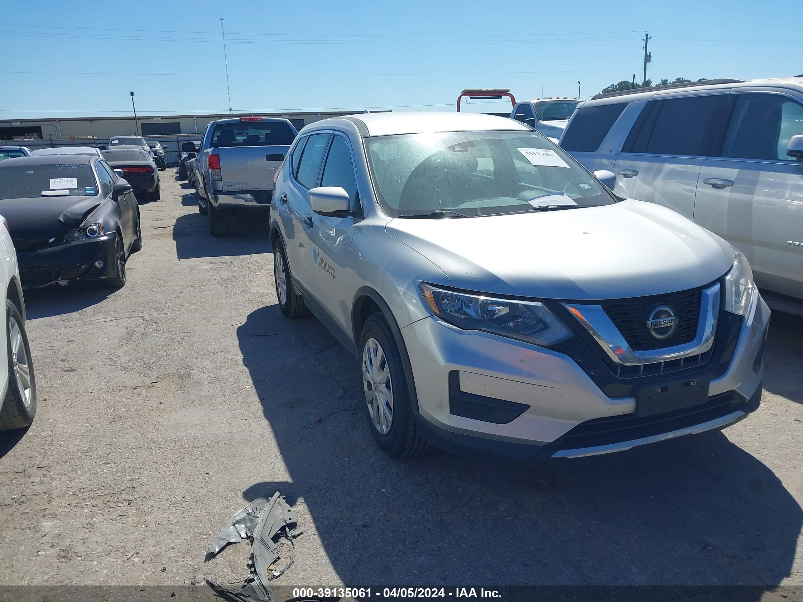 NISSAN ROGUE 2020 5n1at2mv5lc801177