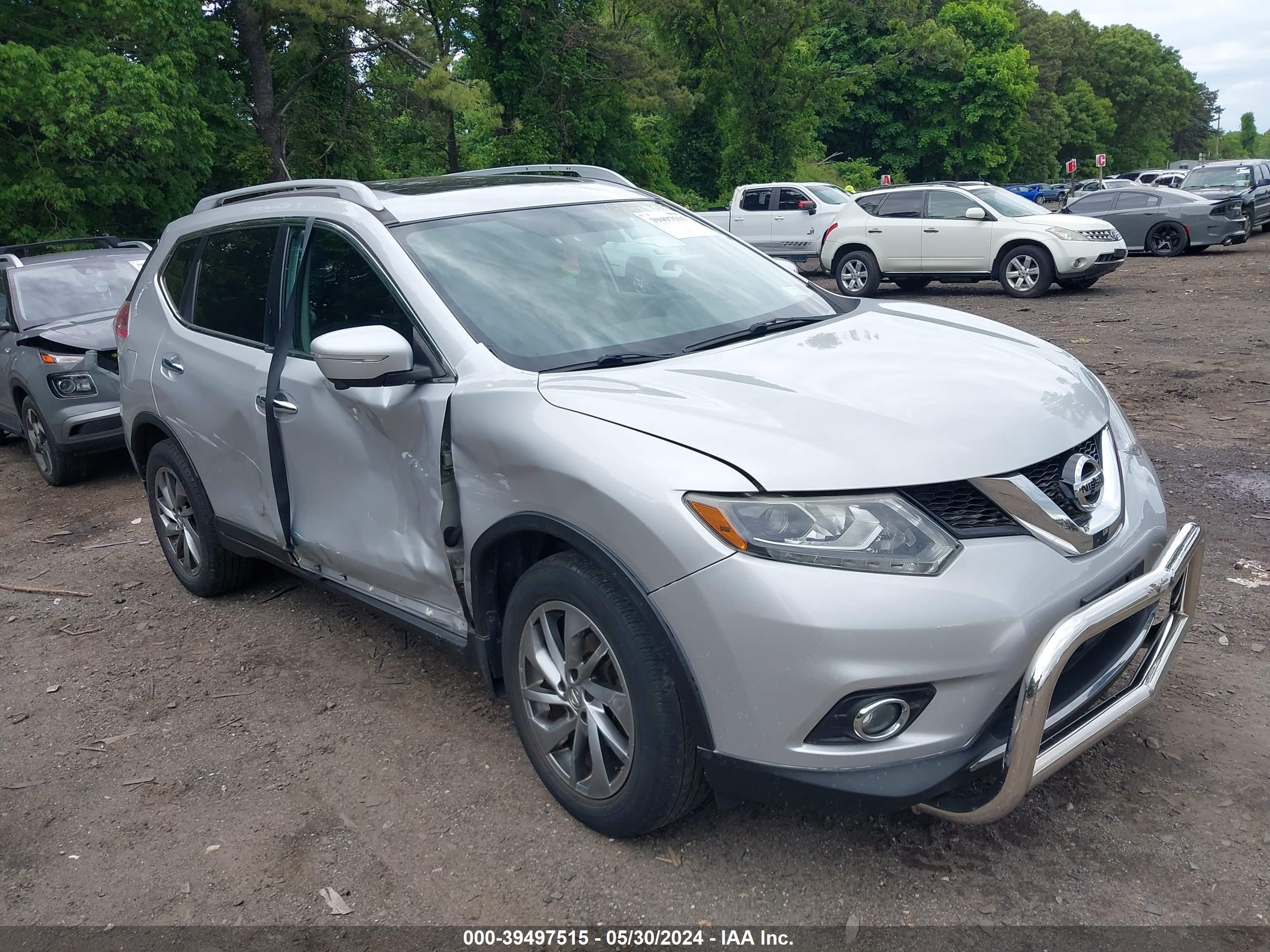 NISSAN ROGUE 2015 5n1at2mv6fc832118