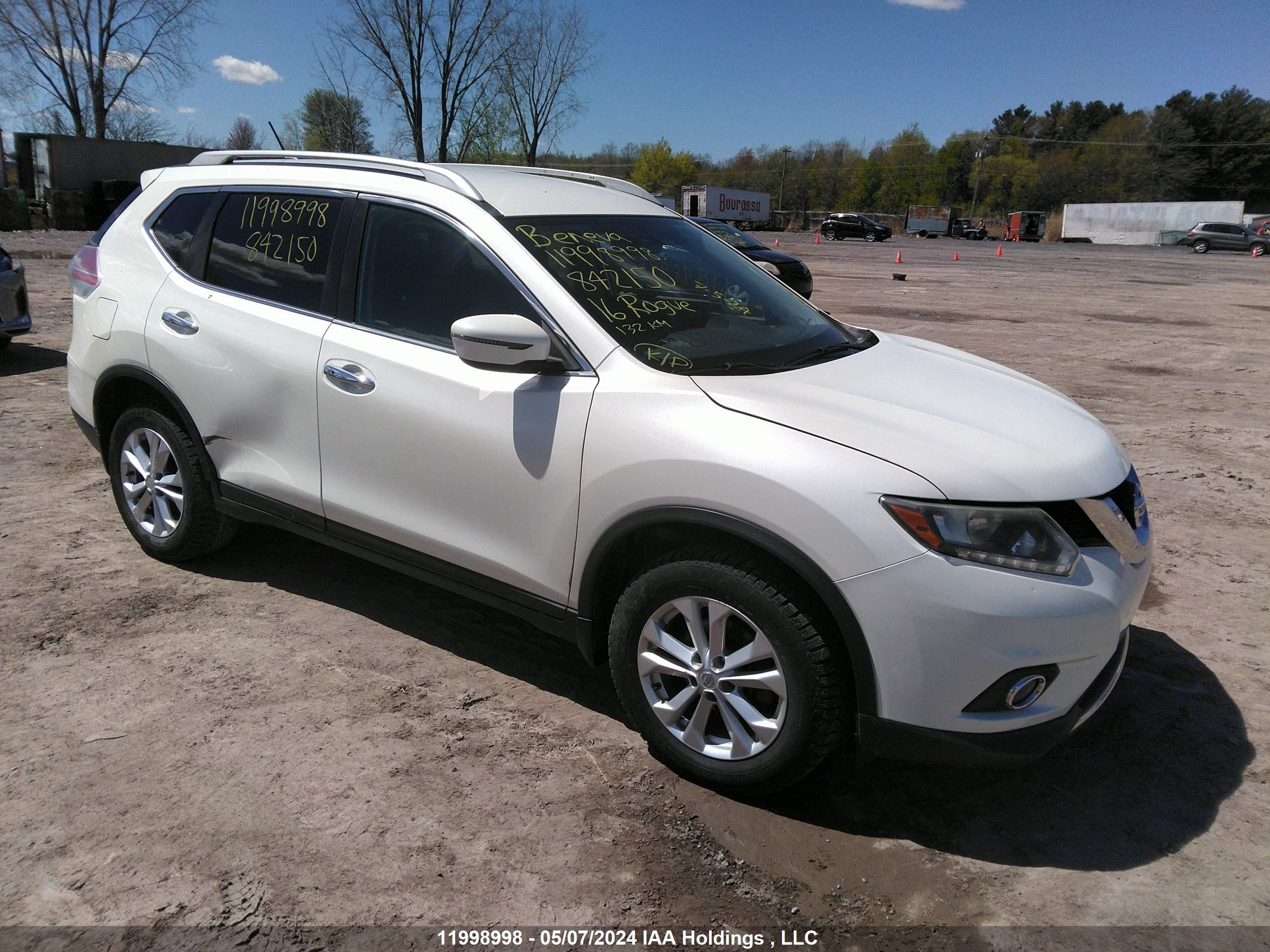 NISSAN ROGUE 2016 5n1at2mv6gc842150