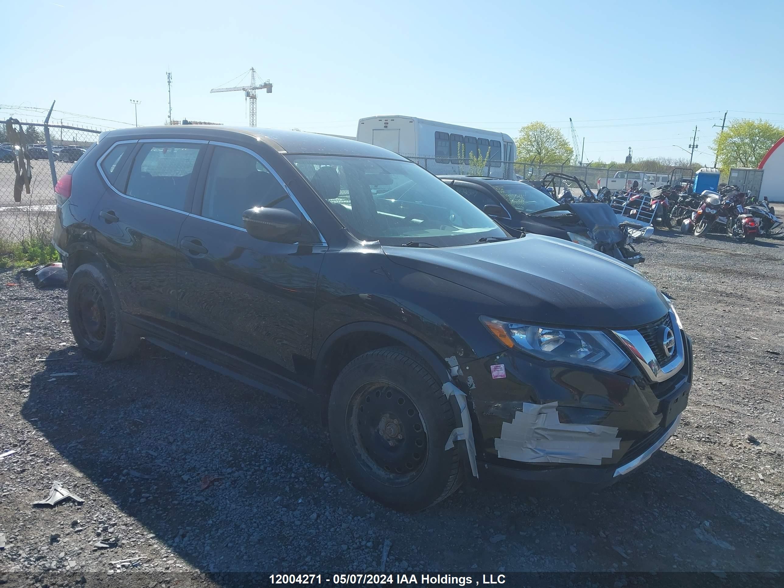 NISSAN ROGUE 2017 5n1at2mv6hc777950