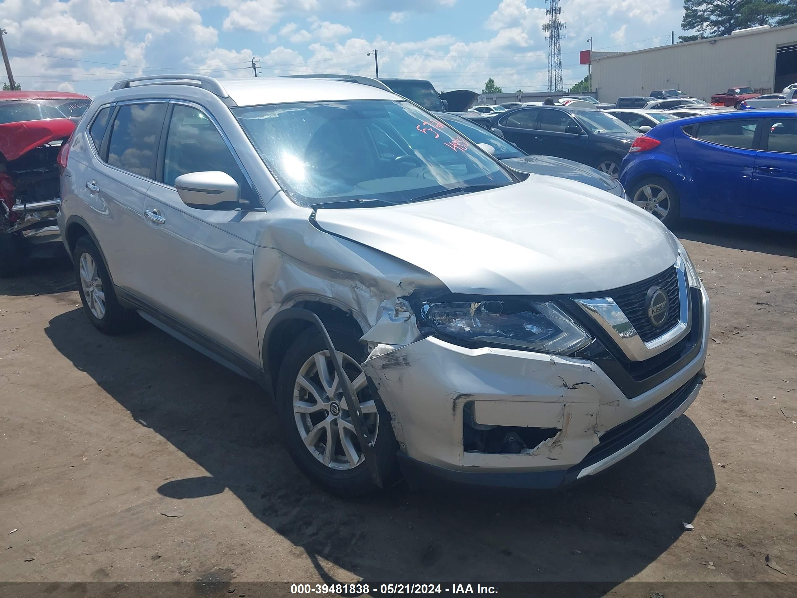 NISSAN ROGUE 2018 5n1at2mv6jc714837