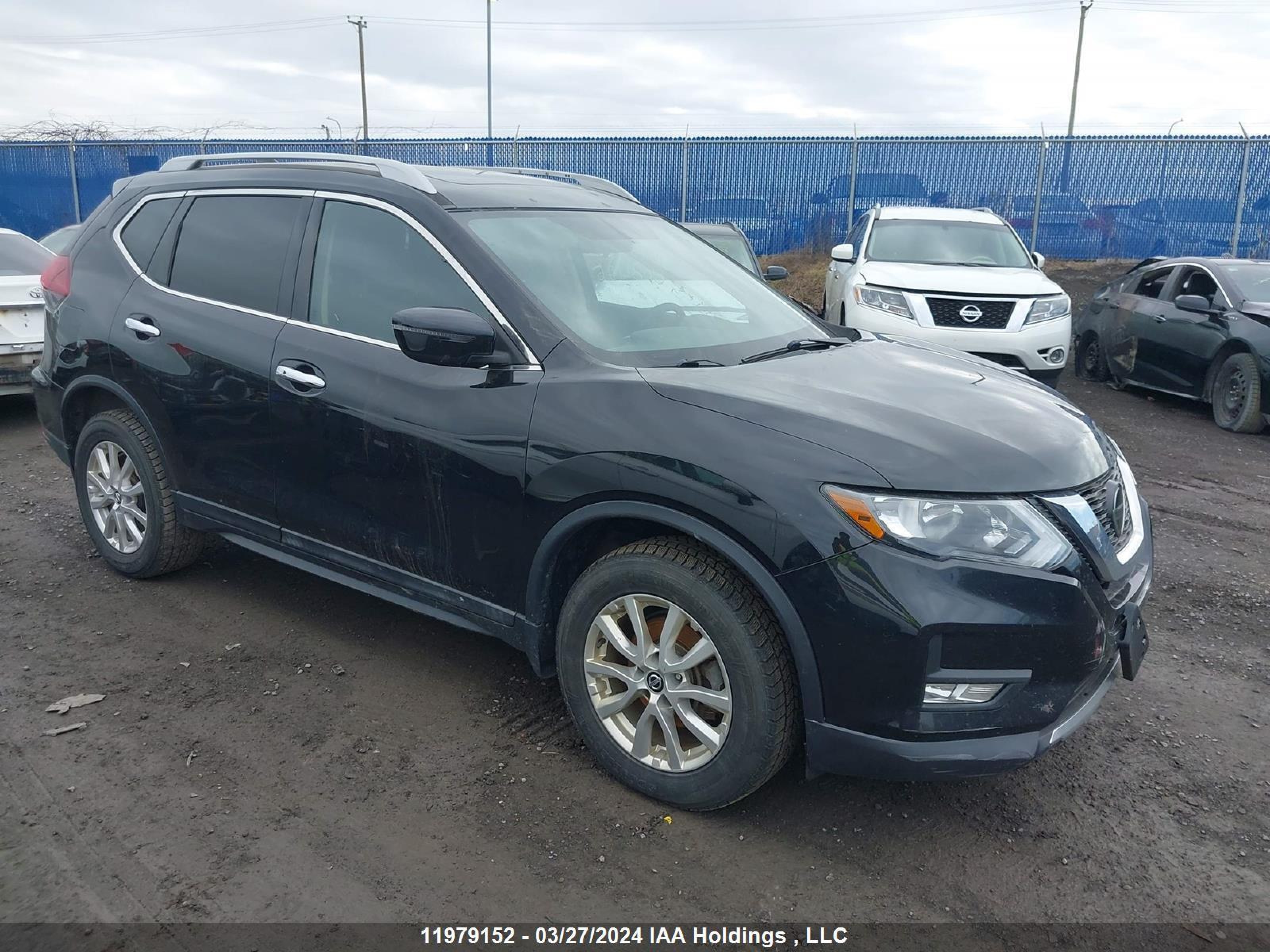 NISSAN ROGUE 2018 5n1at2mv6jc808426