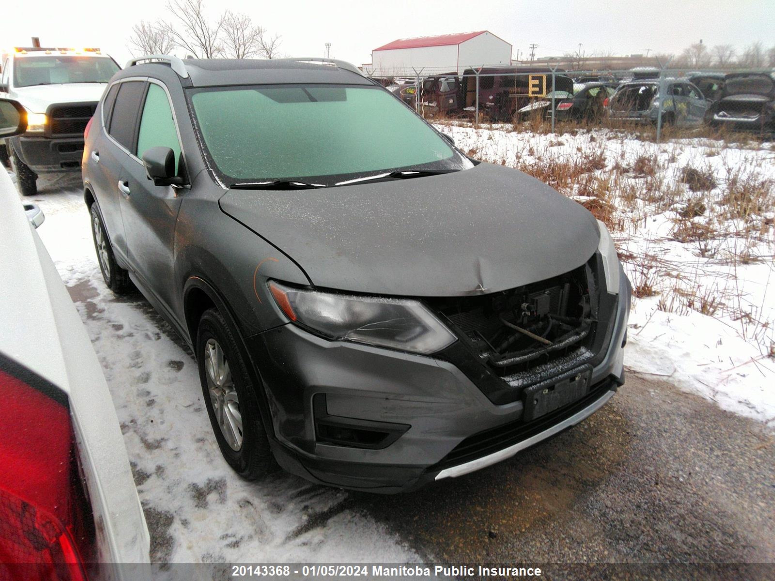 NISSAN ROGUE 2018 5n1at2mv6jc825386