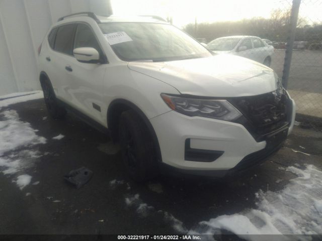 NISSAN ROGUE 2017 5n1at2mv7hc768156