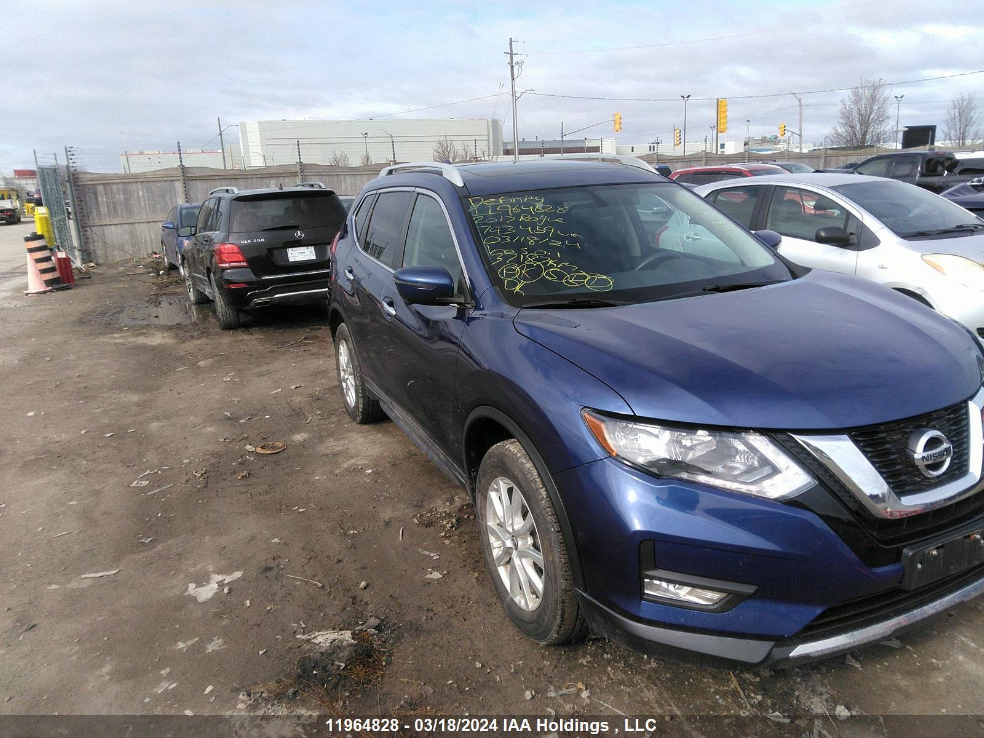 NISSAN ROGUE 2017 5n1at2mv7hc793459