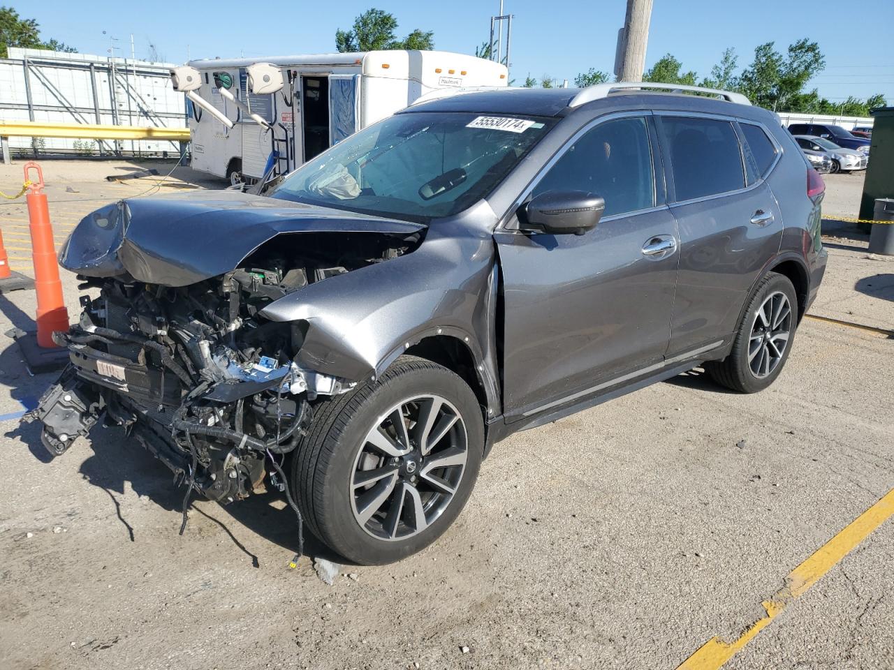 NISSAN ROGUE 2018 5n1at2mv7jc724230