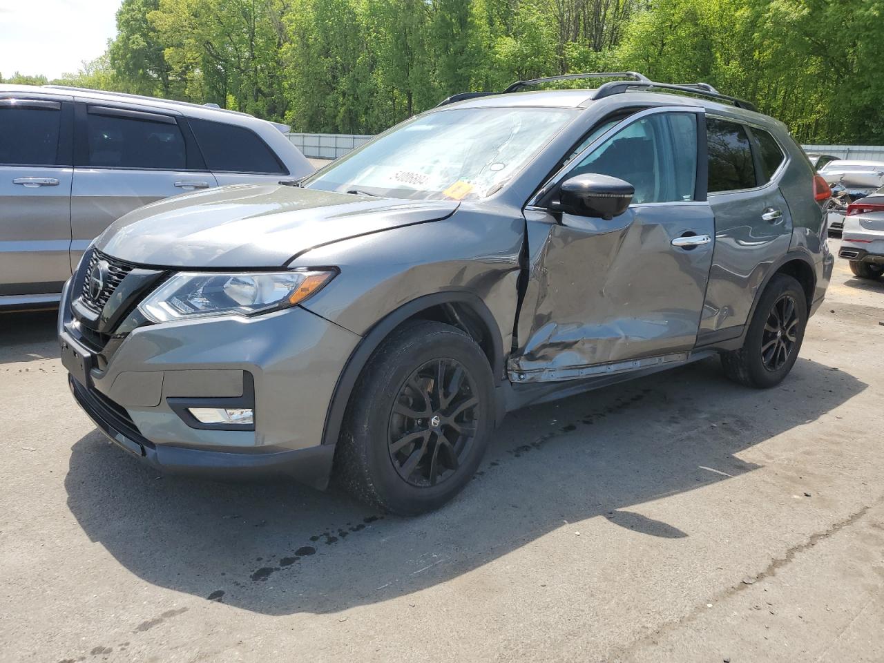 NISSAN ROGUE 2018 5n1at2mv7jc755705