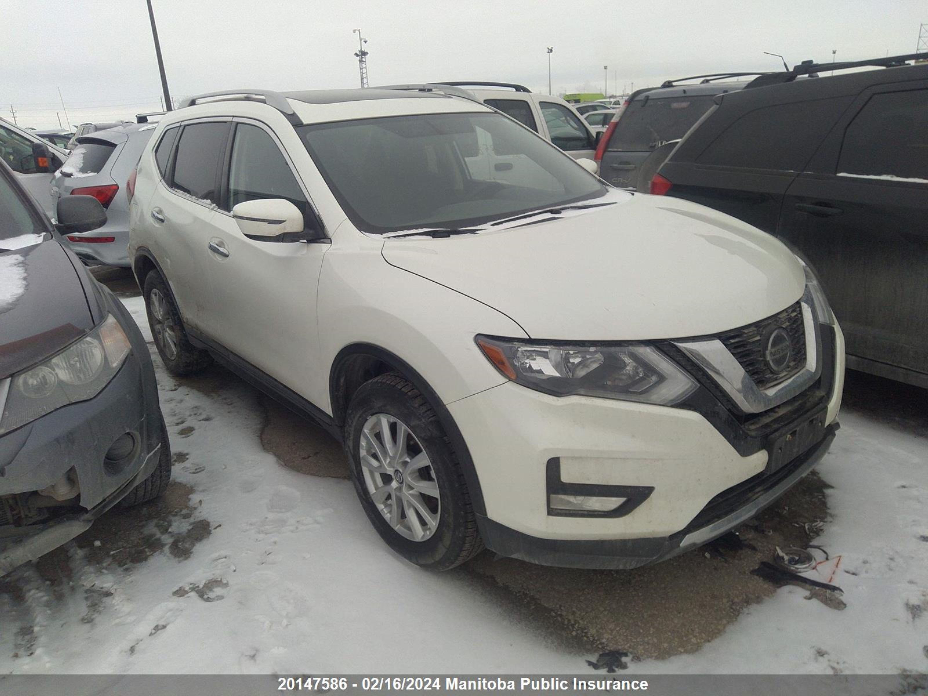 NISSAN ROGUE 2018 5n1at2mv7jc795881