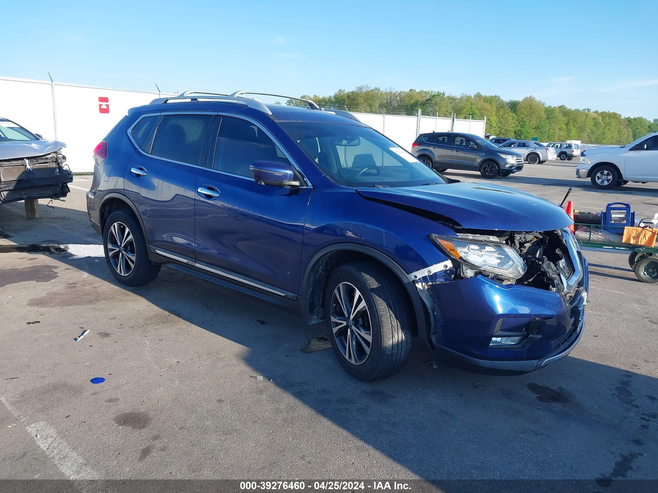 NISSAN ROGUE 2018 5n1at2mv7jc832072