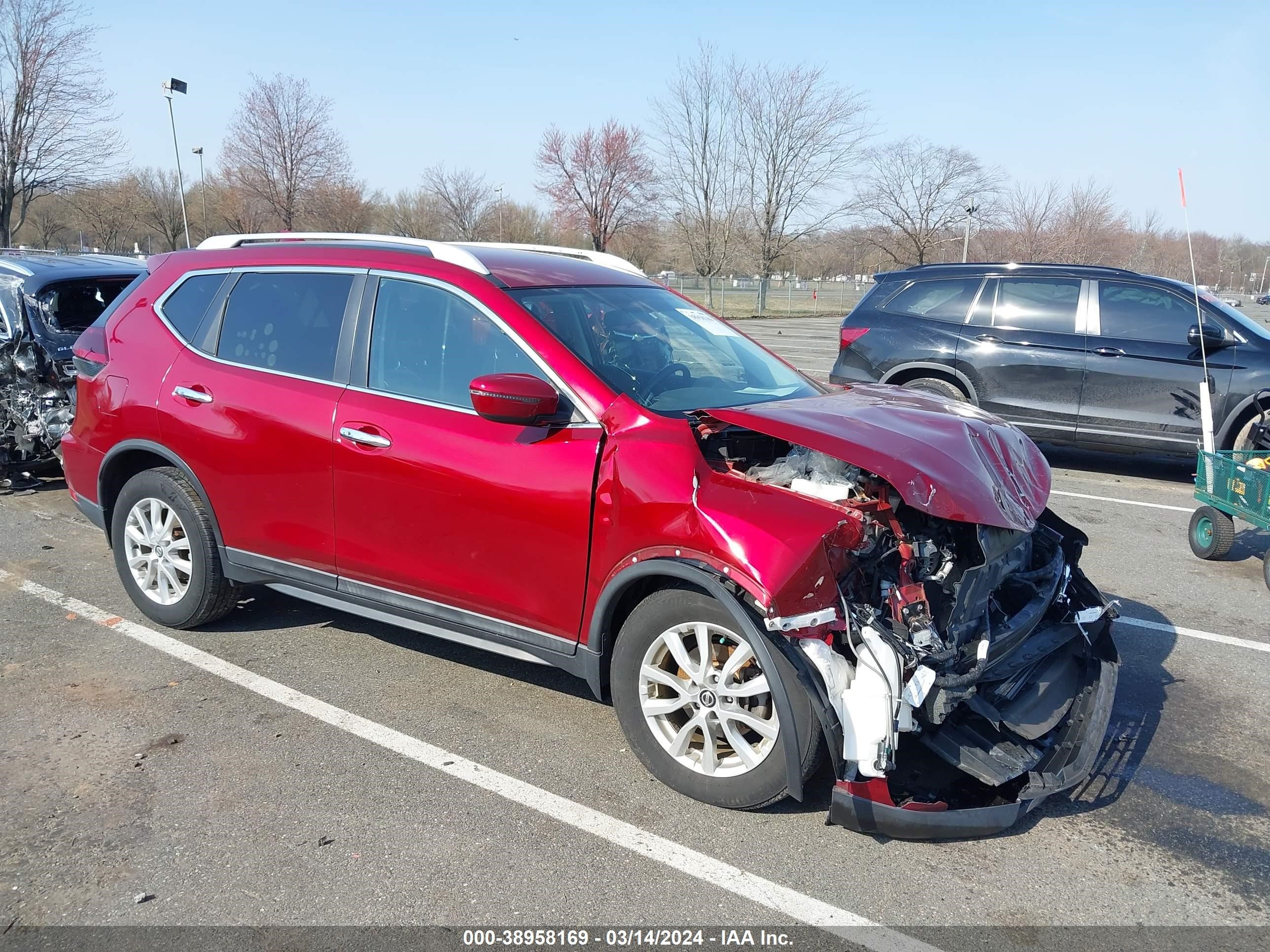 NISSAN ROGUE 2018 5n1at2mv7jc840320