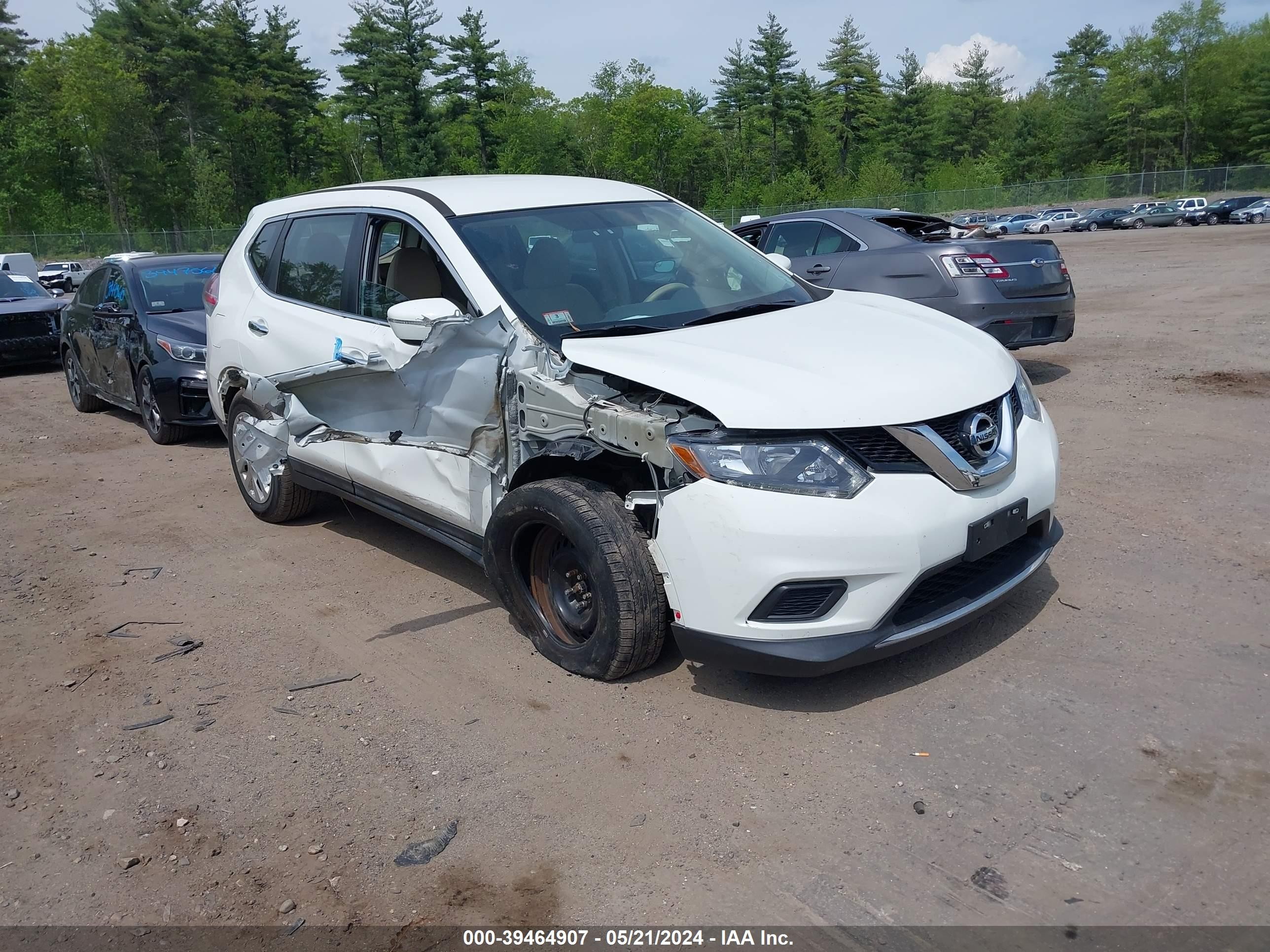 NISSAN ROGUE 2015 5n1at2mv8fc889470