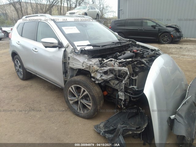 NISSAN ROGUE 2017 5n1at2mv8hc747641