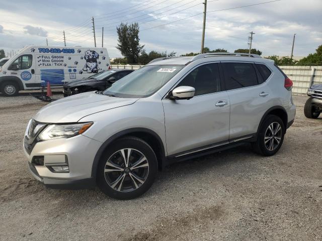 NISSAN ROGUE SV 2017 5n1at2mv8hc756906