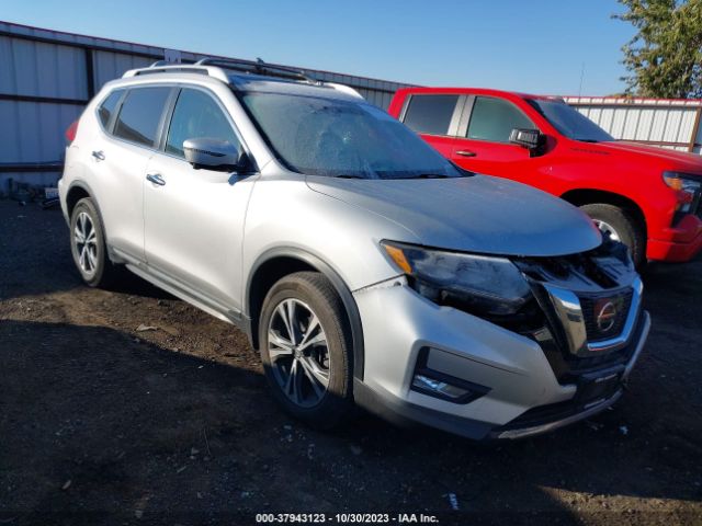 NISSAN ROGUE 2017 5n1at2mv8hc760809