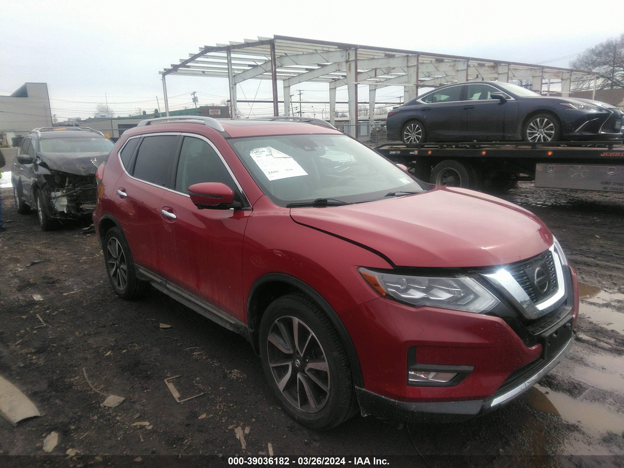 NISSAN ROGUE 2017 5n1at2mv8hc844323