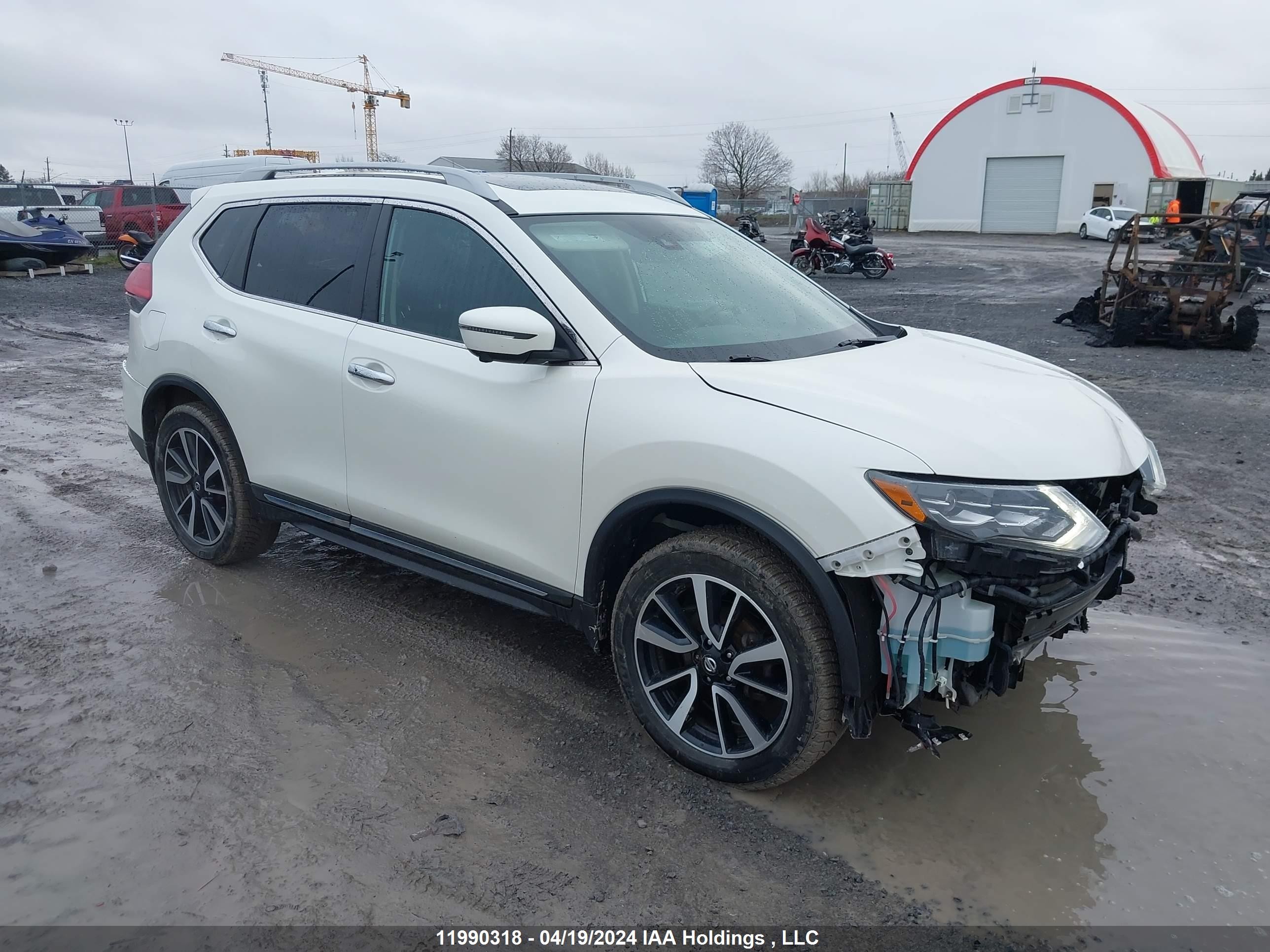 NISSAN ROGUE 2017 5n1at2mv8hc892257