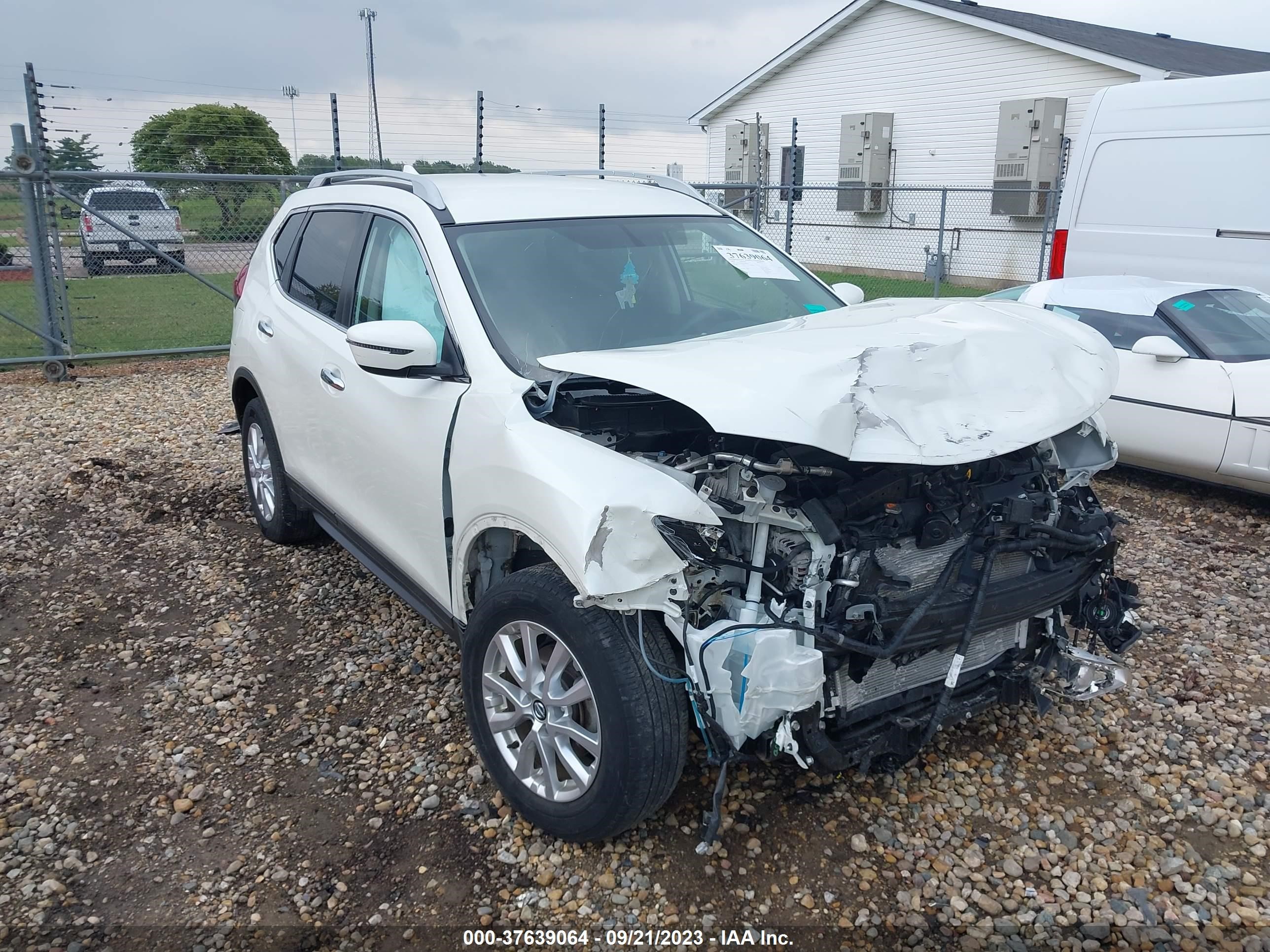 NISSAN ROGUE 2018 5n1at2mv8jc849611