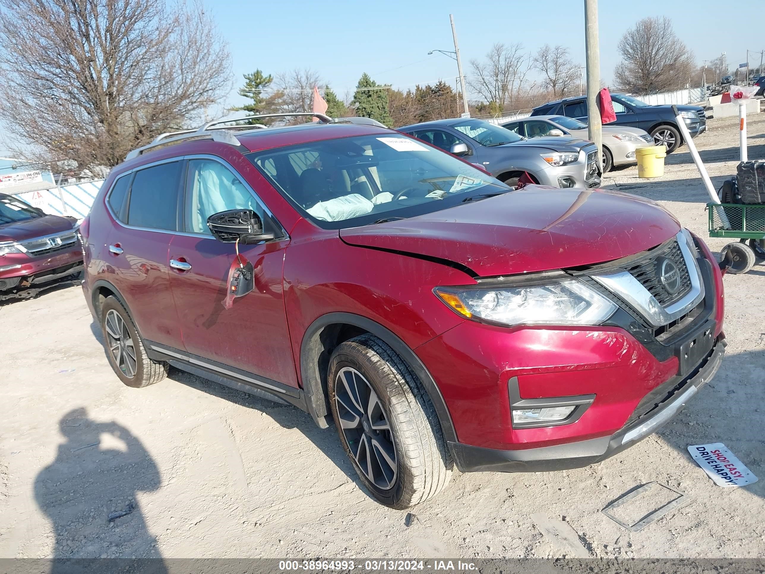 NISSAN ROGUE 2019 5n1at2mv8kc720463