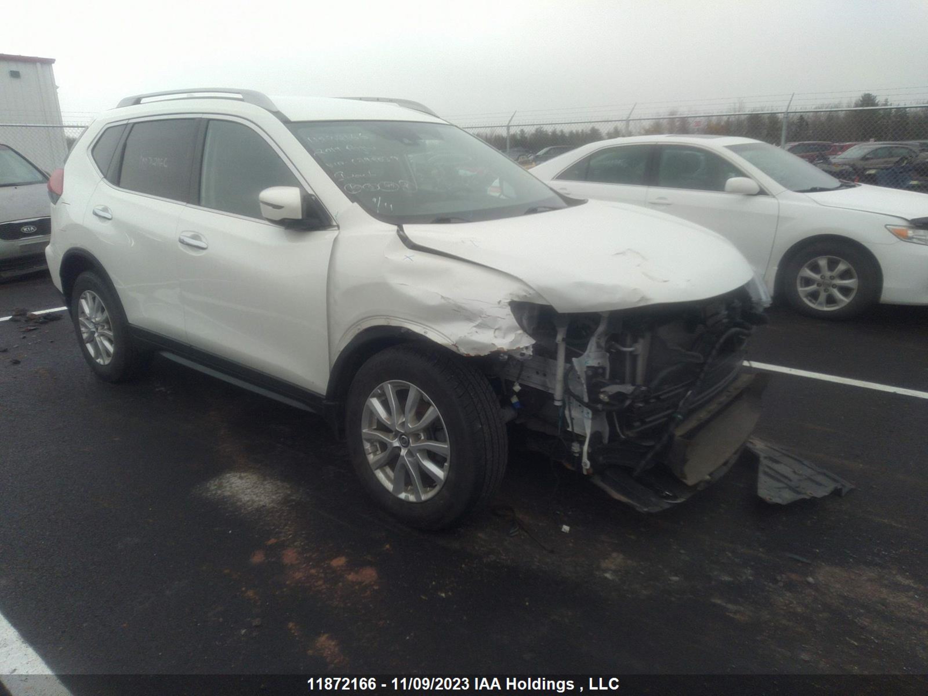 NISSAN ROGUE 2019 5n1at2mv8kc793039