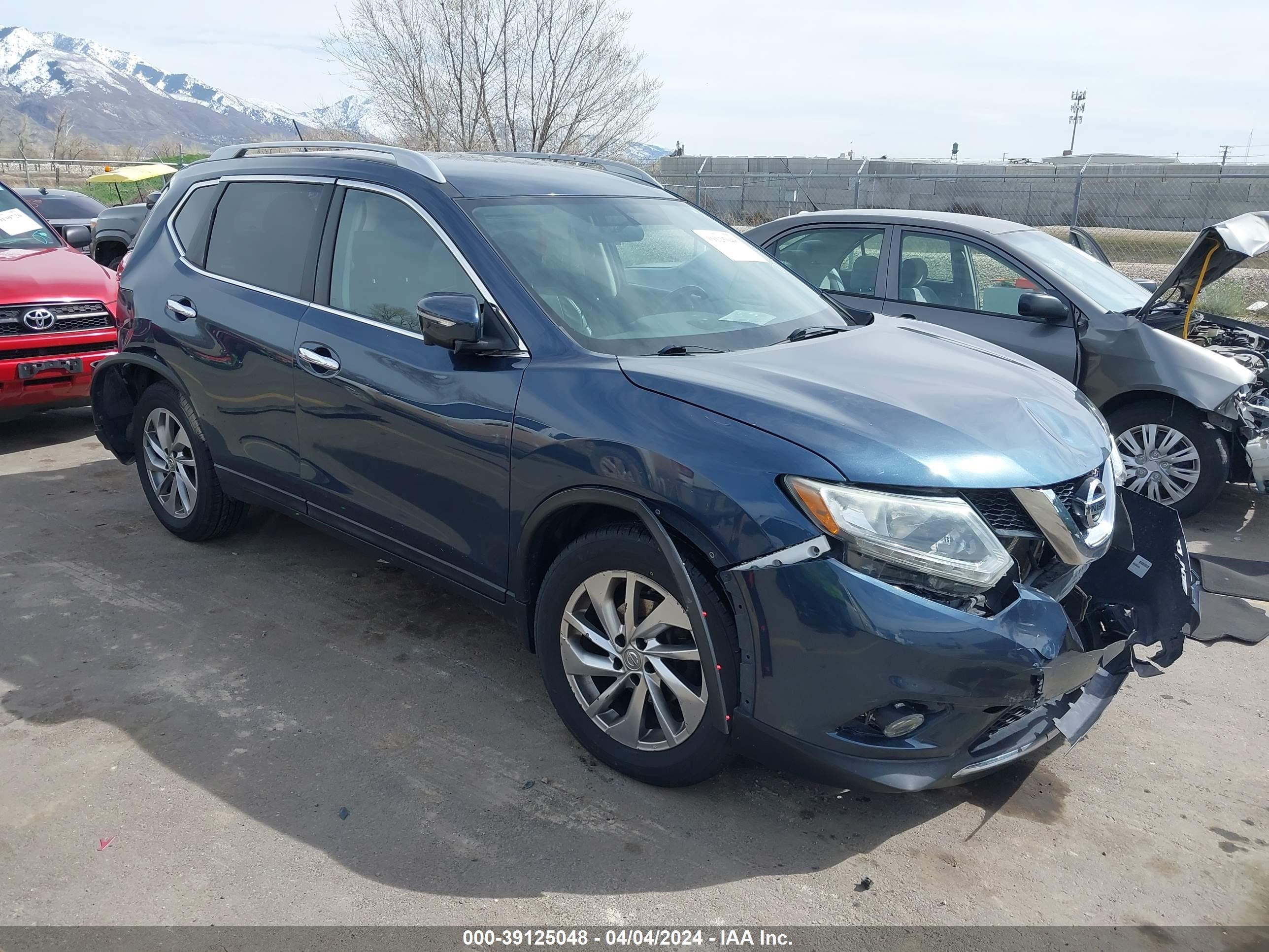 NISSAN ROGUE 2015 5n1at2mv9fc776952