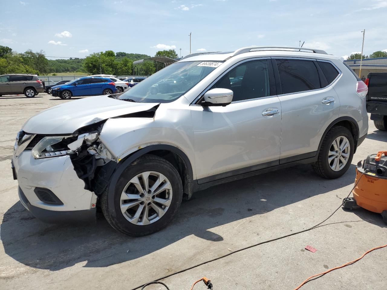 NISSAN ROGUE 2015 5n1at2mv9fc807665