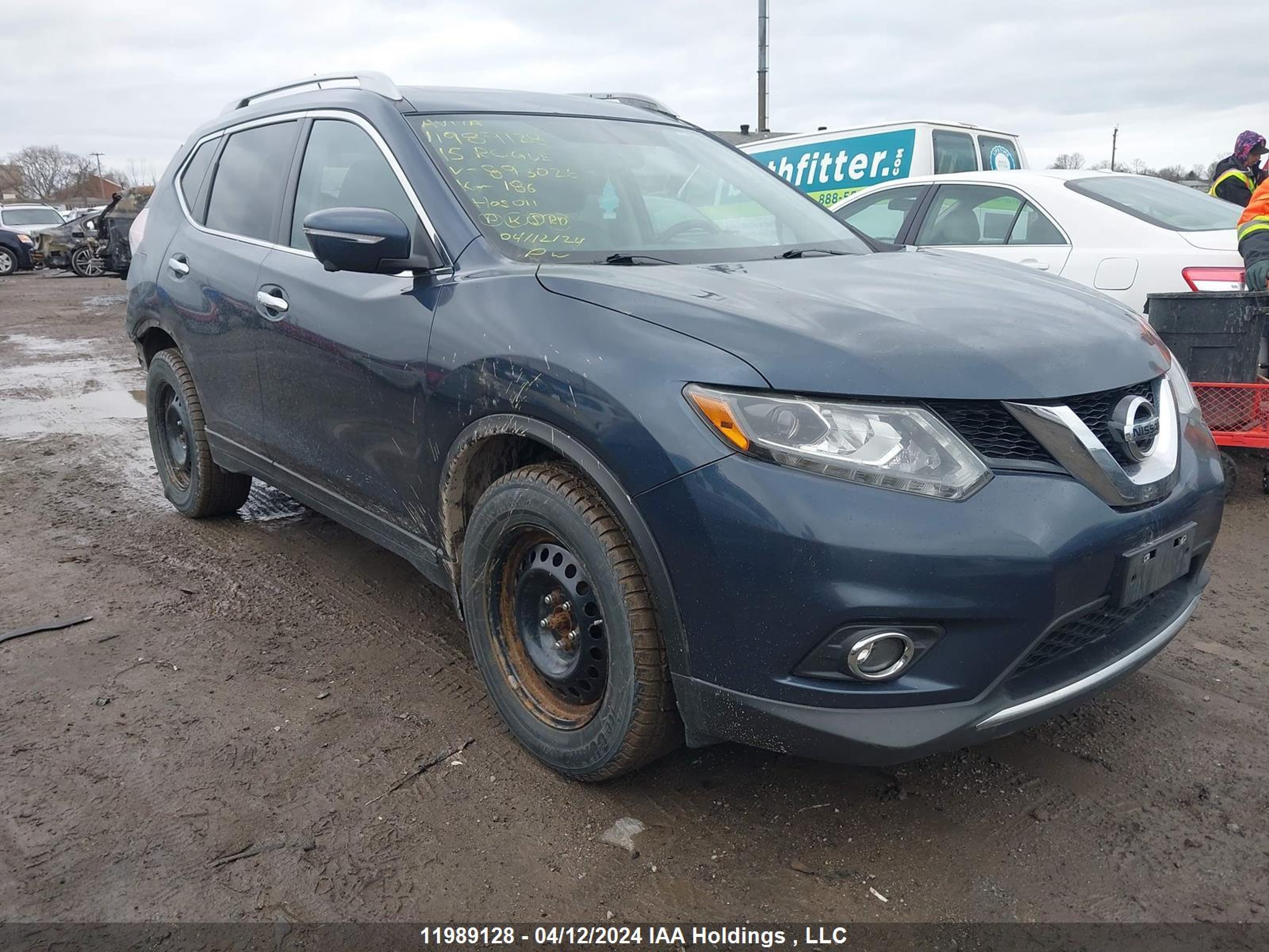 NISSAN ROGUE 2015 5n1at2mv9fc893026