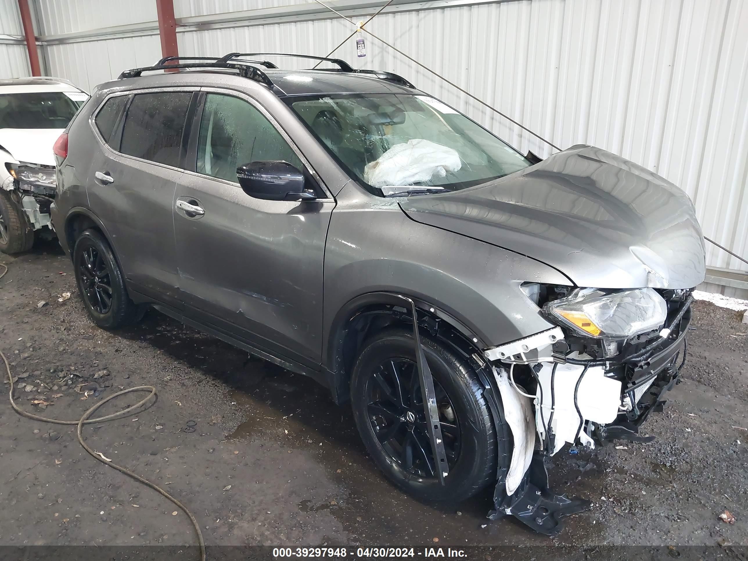 NISSAN ROGUE 2018 5n1at2mv9jc731776