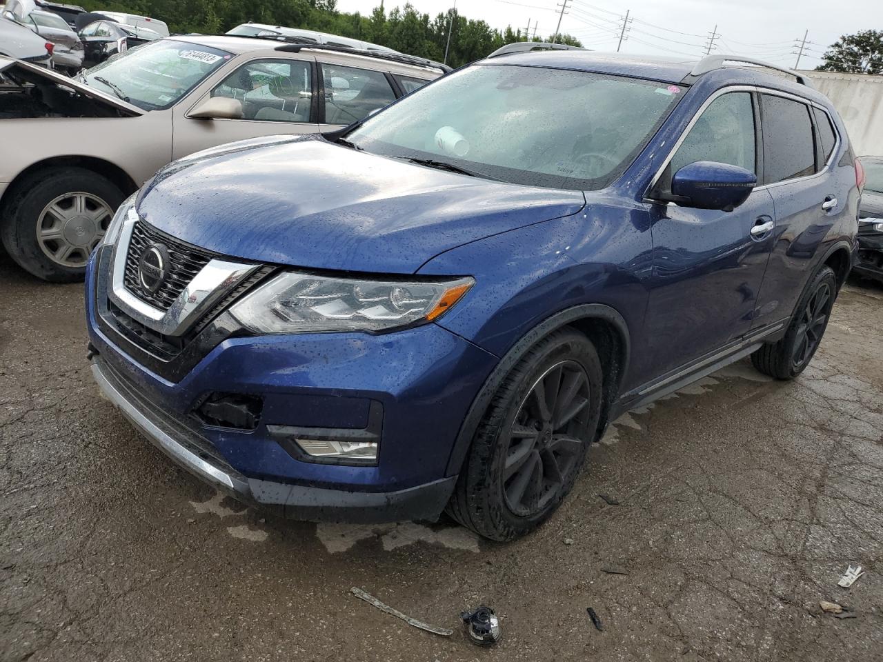 NISSAN ROGUE 2018 5n1at2mv9jc748691