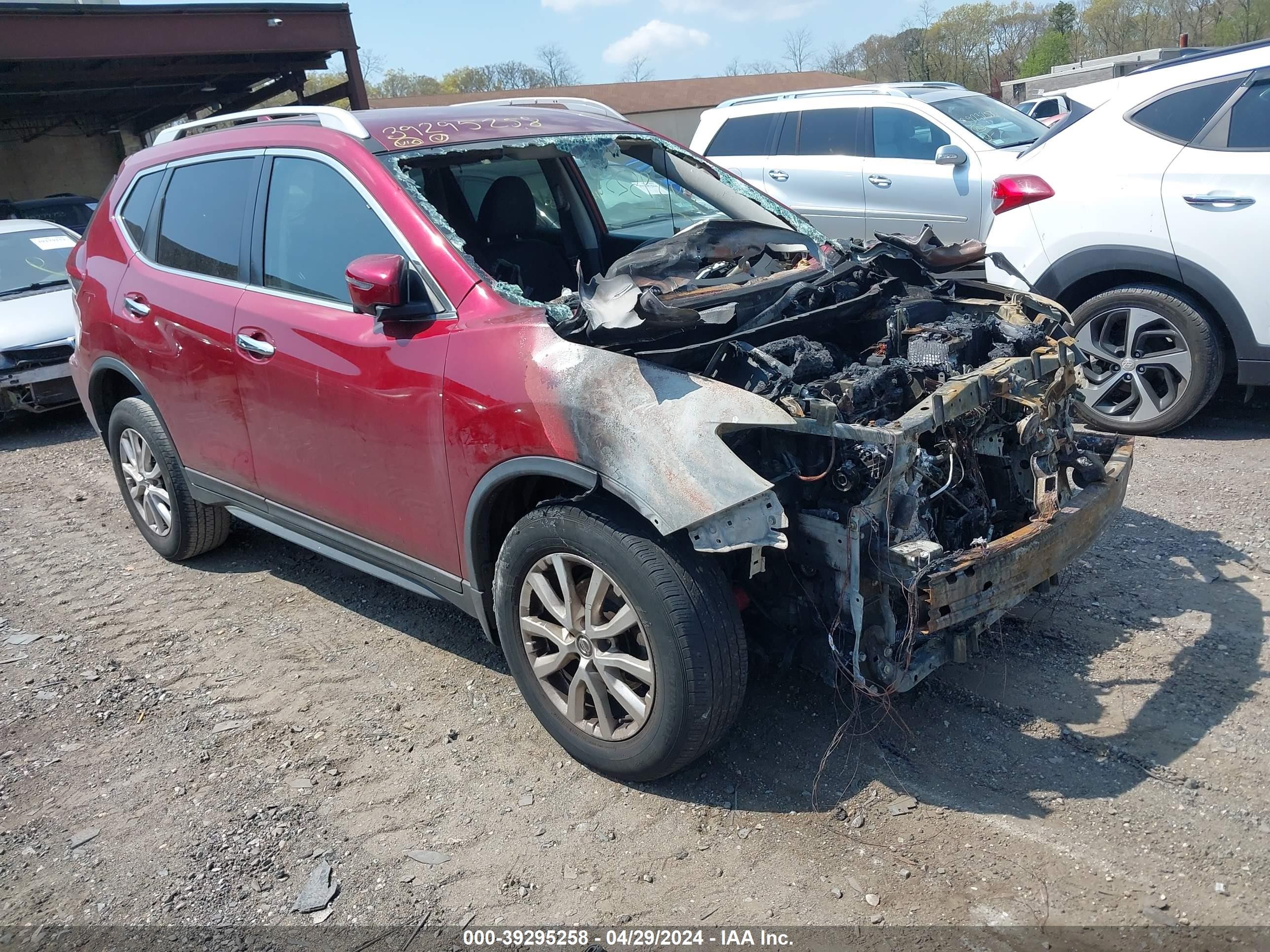 NISSAN ROGUE 2018 5n1at2mv9jc802958