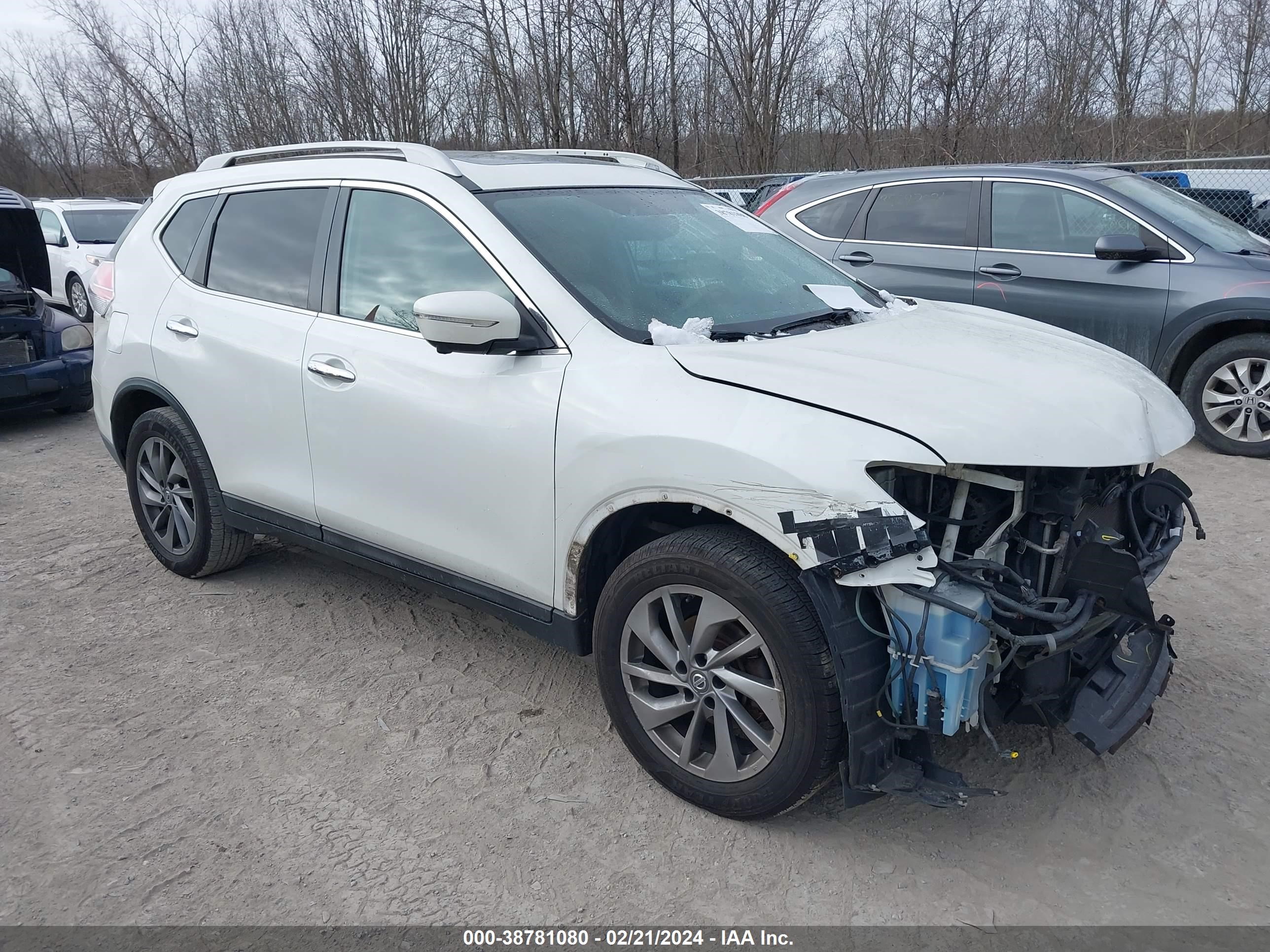 NISSAN ROGUE 2015 5n1at2mvxfc817945