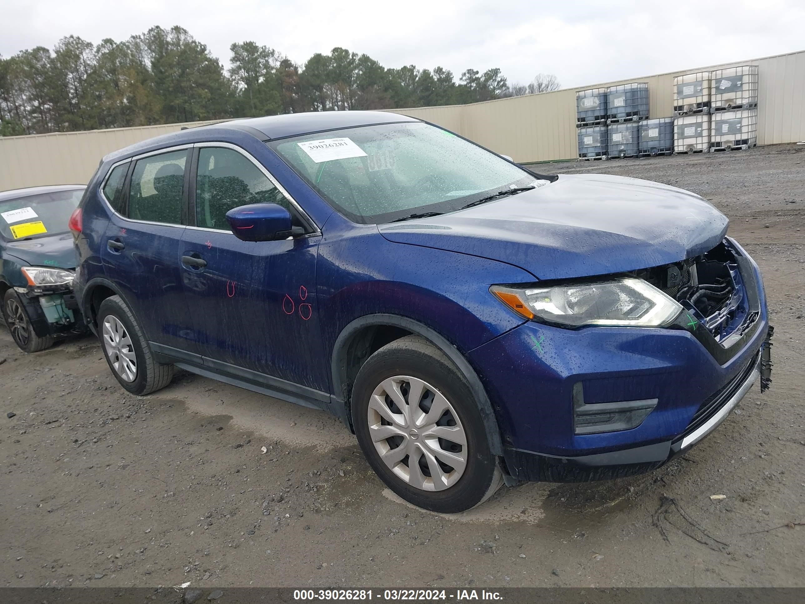 NISSAN ROGUE 2017 5n1at2mvxhc732803