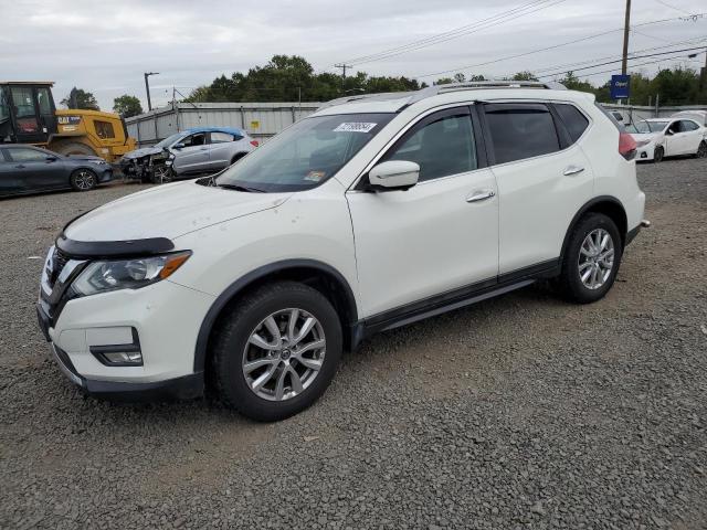 NISSAN ROGUE SV 2017 5n1at2mvxhc751402