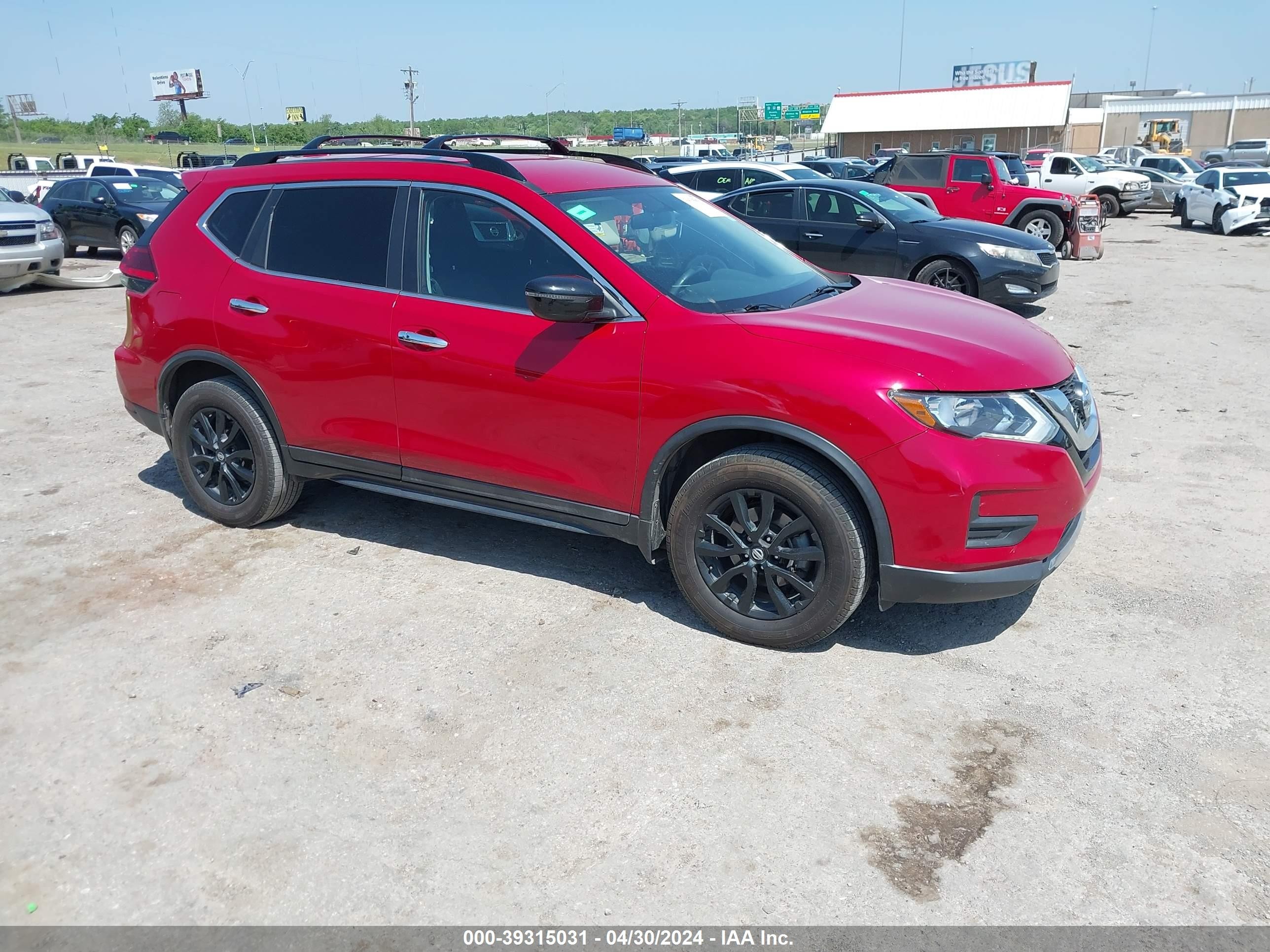 NISSAN ROGUE 2017 5n1at2mvxhc806012