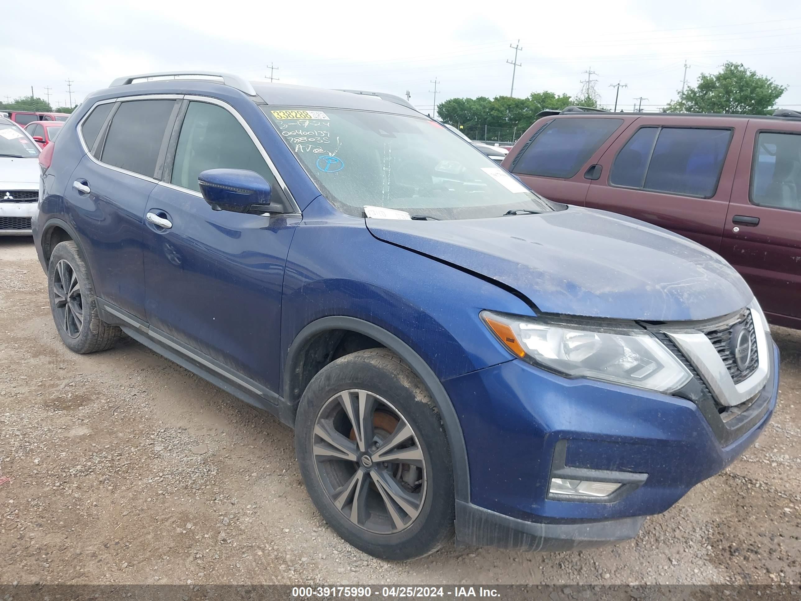 NISSAN ROGUE 2018 5n1at2mvxjc788035