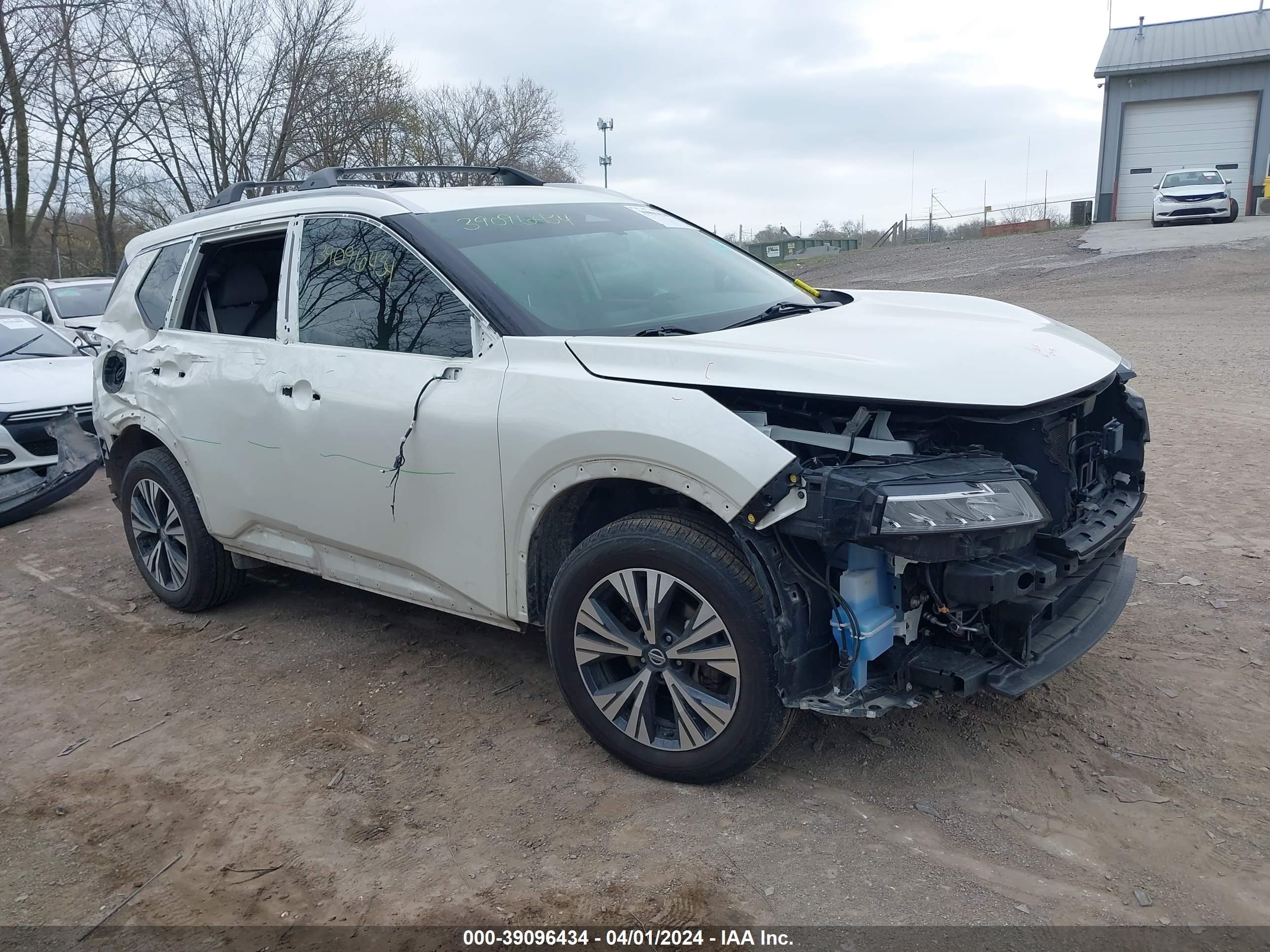 NISSAN ROGUE 2021 5n1at3bb8mc764593