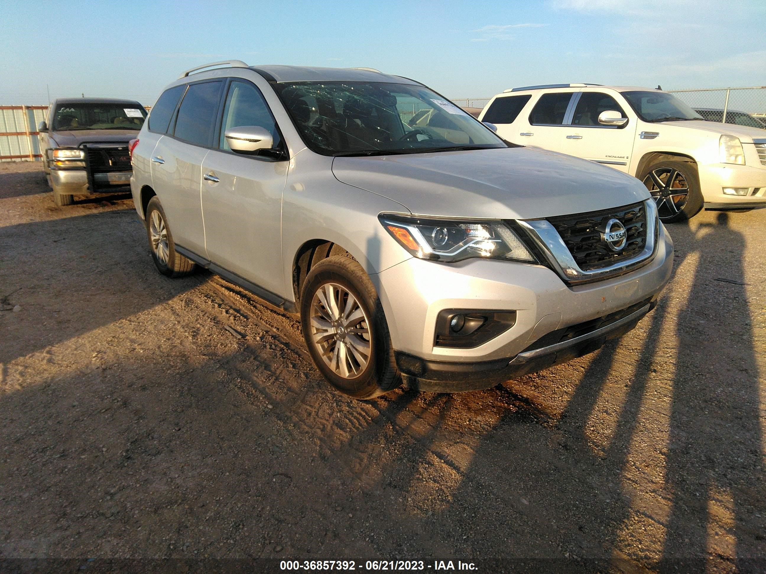 NISSAN PATHFINDER 2020 5n1dr2bm4lc612056