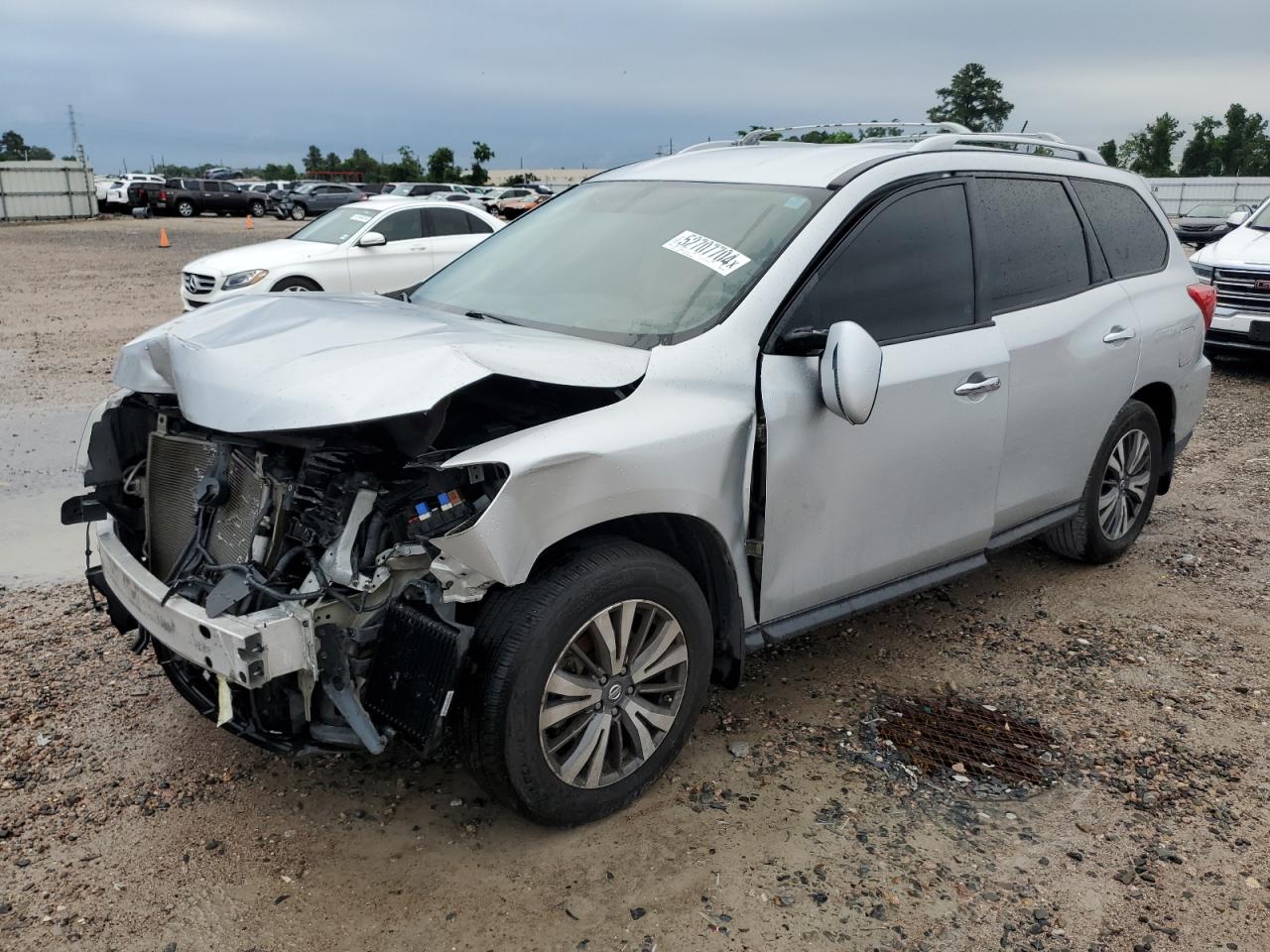 NISSAN PATHFINDER 2017 5n1dr2mm0hc618263