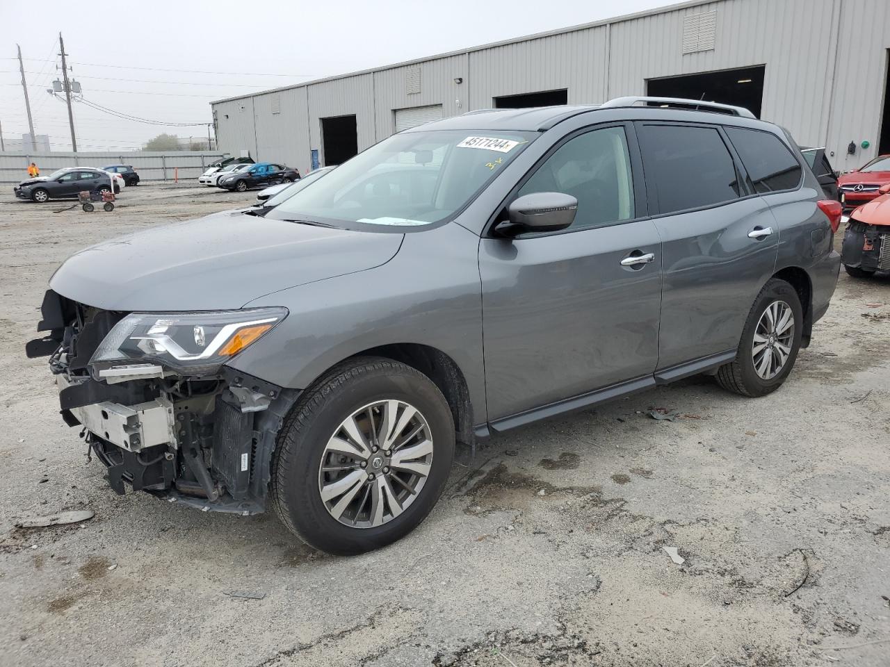 NISSAN PATHFINDER 2018 5n1dr2mm0jc672555