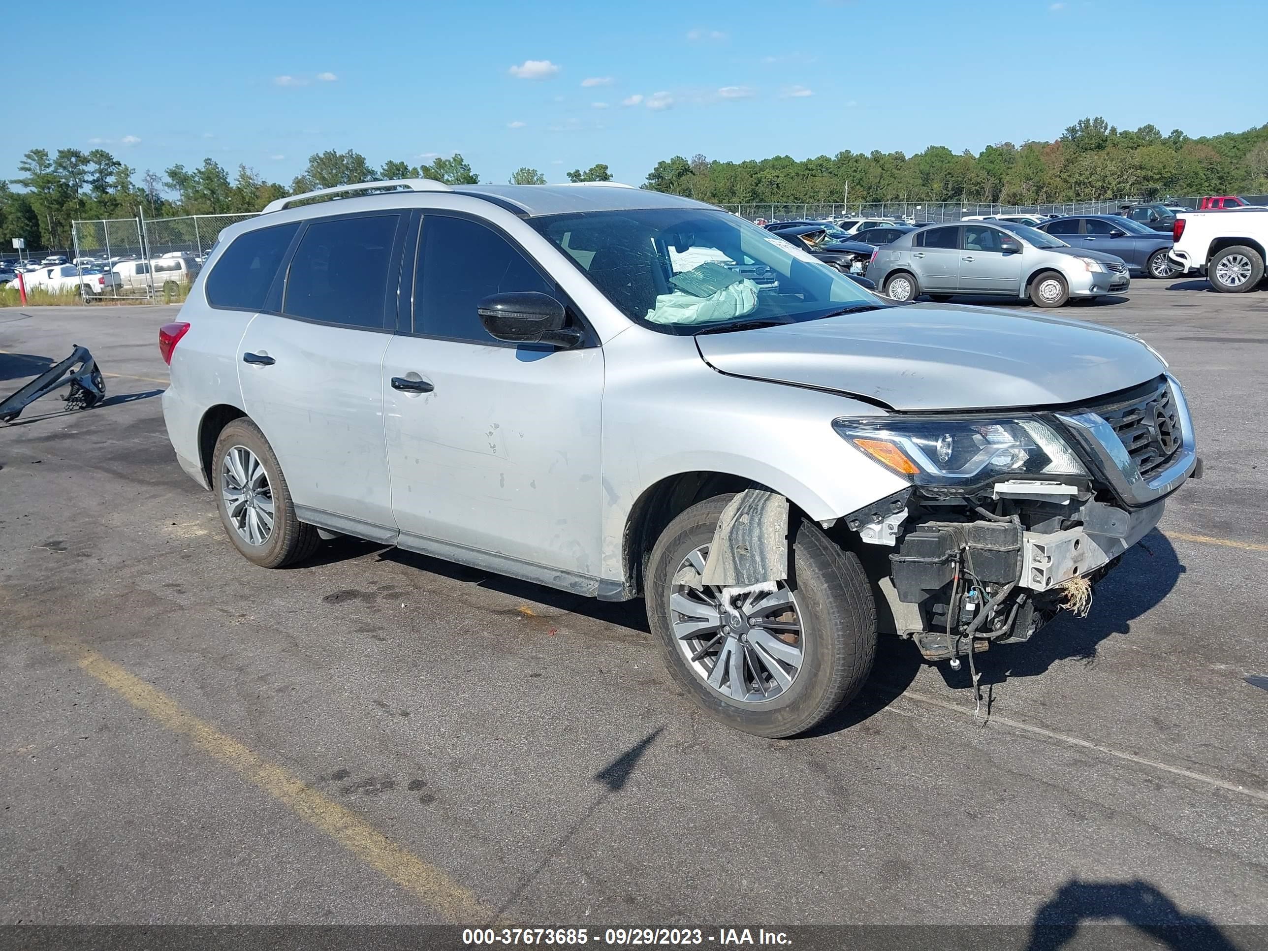 NISSAN PATHFINDER 2019 5n1dr2mm0kc636897