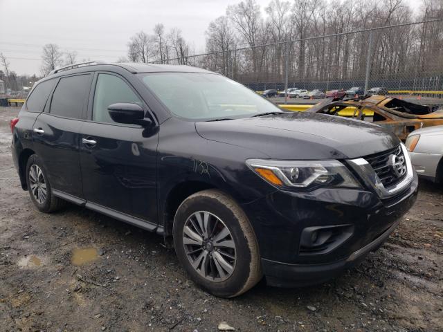 NISSAN PATHFINDER 2017 5n1dr2mm1hc613265