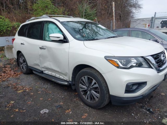 NISSAN PATHFINDER 2017 5n1dr2mm1hc678908