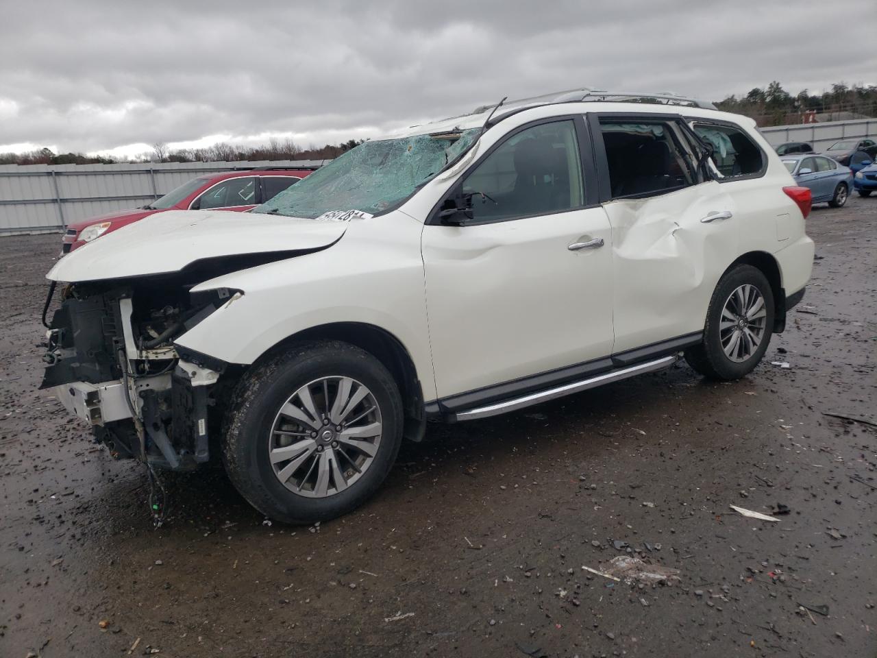 NISSAN PATHFINDER 2018 5n1dr2mm1jc618553