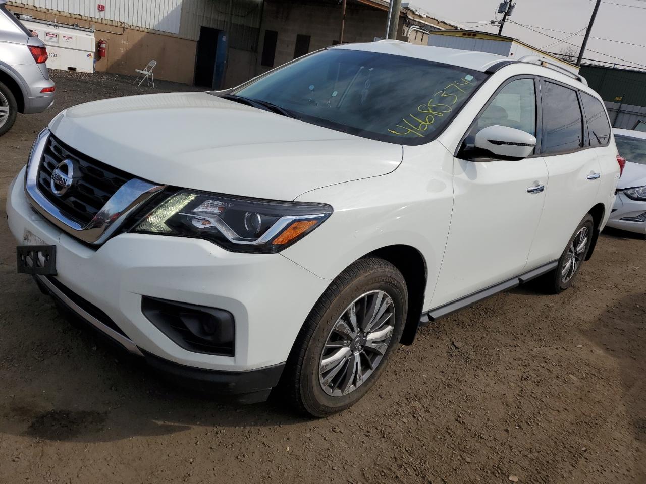 NISSAN PATHFINDER 2019 5n1dr2mm1kc594630