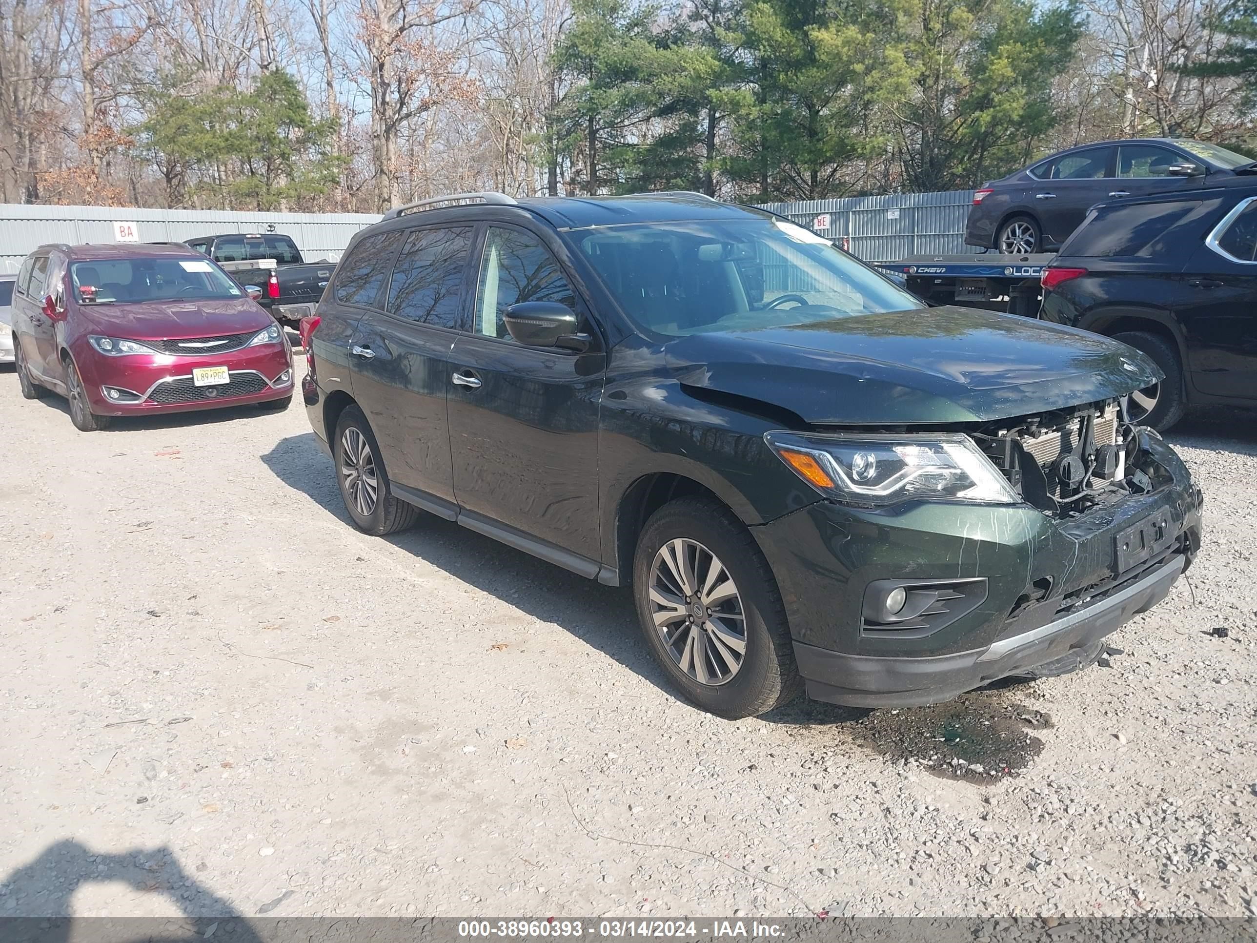 NISSAN PATHFINDER 2019 5n1dr2mm1kc635306