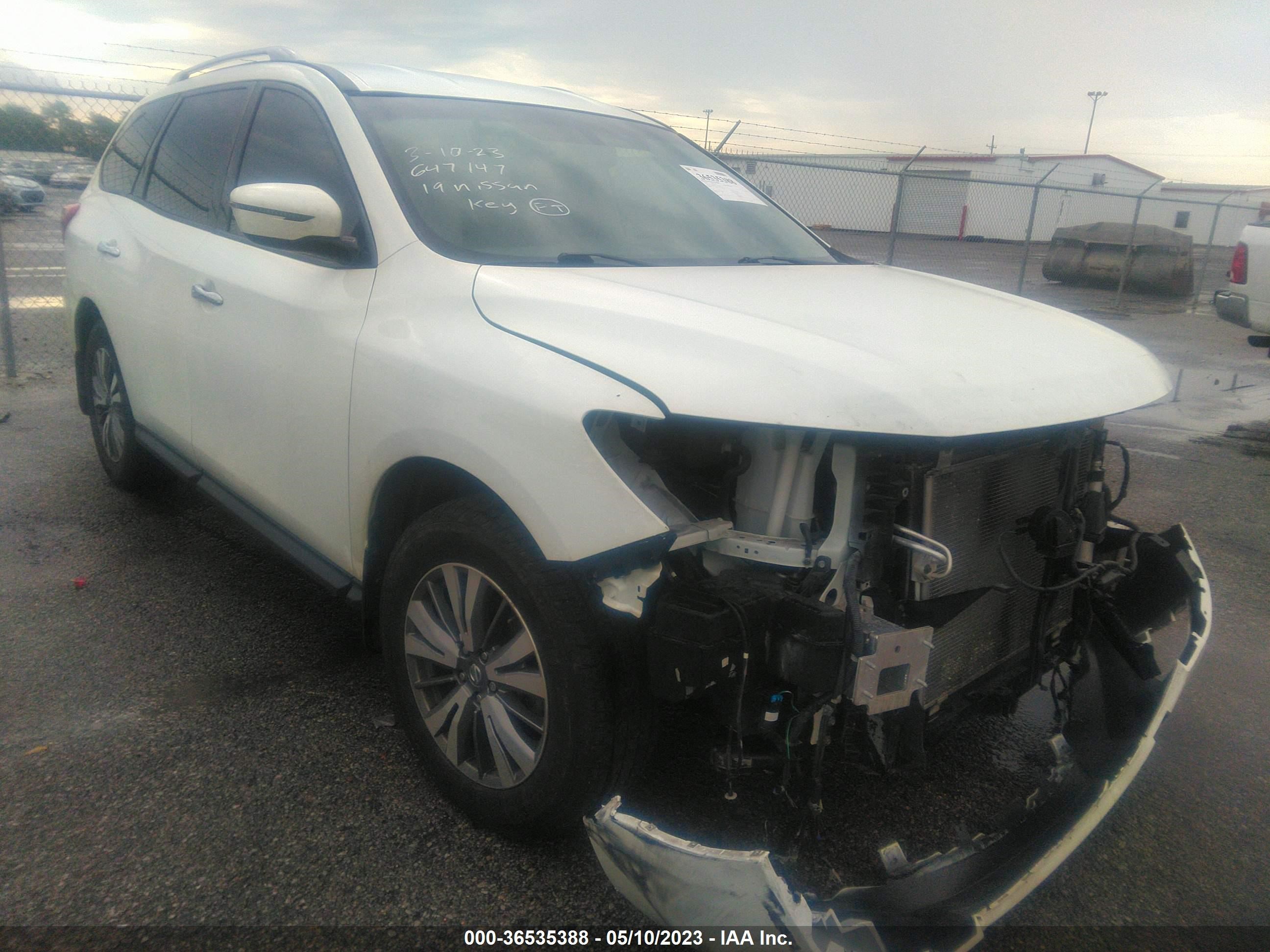 NISSAN PATHFINDER 2019 5n1dr2mm1kc647147