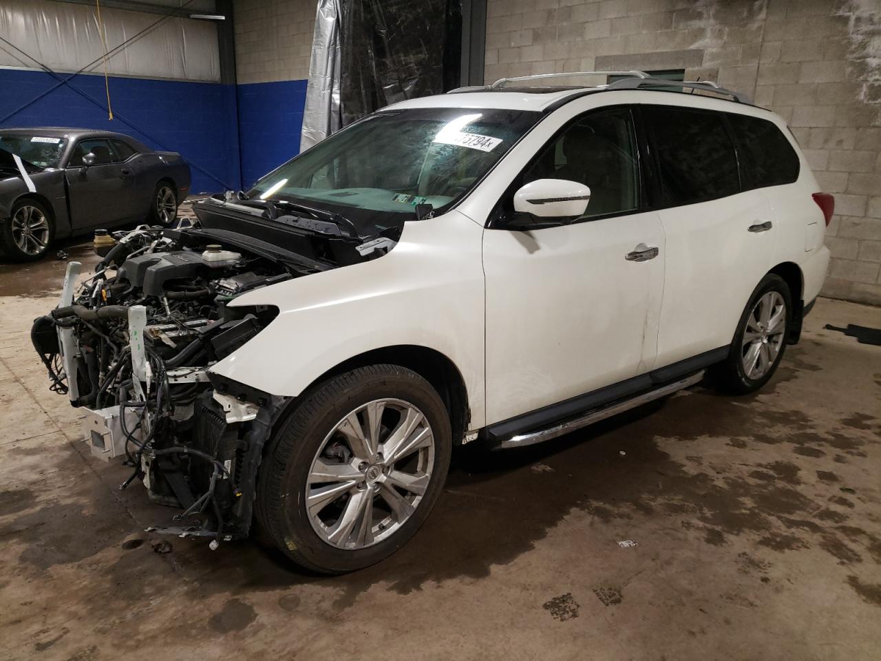 NISSAN PATHFINDER 2018 5n1dr2mm2jc678244