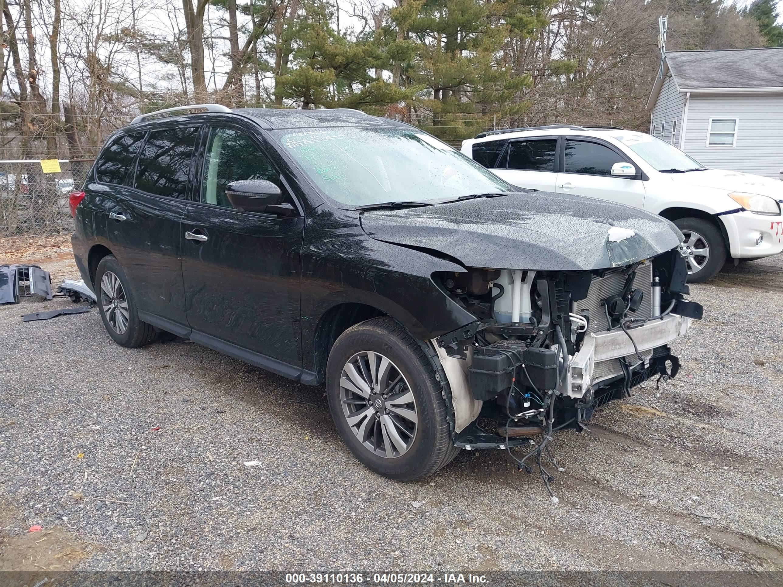 NISSAN PATHFINDER 2019 5n1dr2mm2kc601326