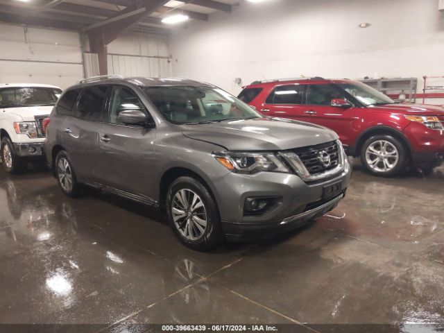 NISSAN PATHFINDER 2017 5n1dr2mm3hc655226