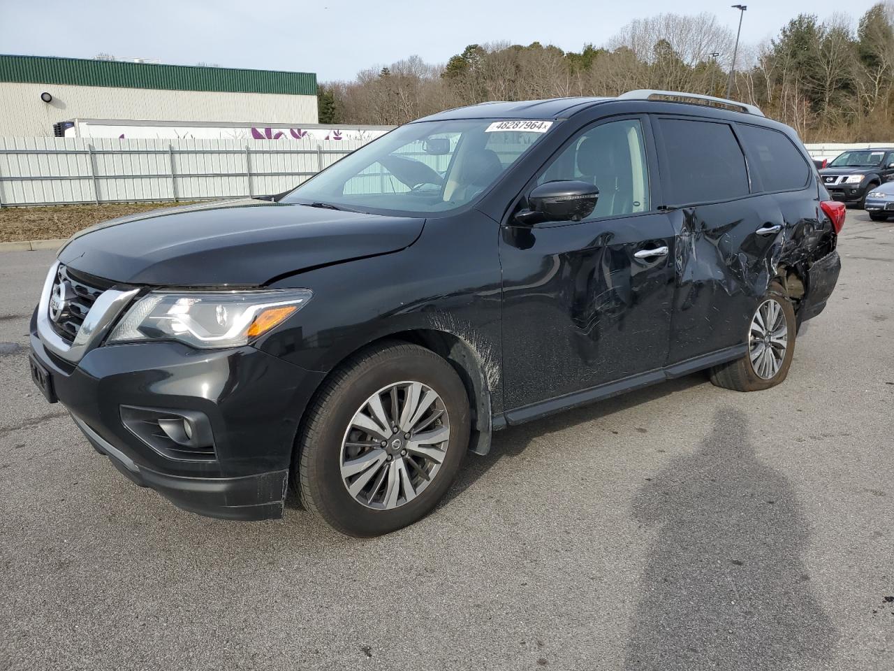 NISSAN PATHFINDER 2017 5n1dr2mm3hc672155